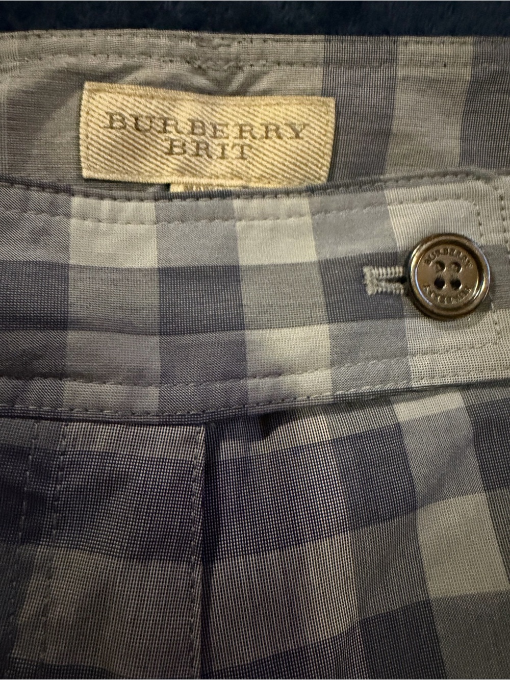 Burberry Britt Plaid Print Knee-Length Shorts in gray and white colorway - Picture 3 of 8